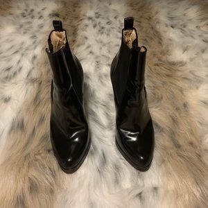 Christian Louboutin Heels ❣️😍😍